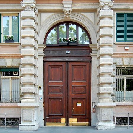 Castello Guest House Milano Екстериор снимка