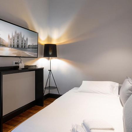 Castello Guest House Milano Екстериор снимка