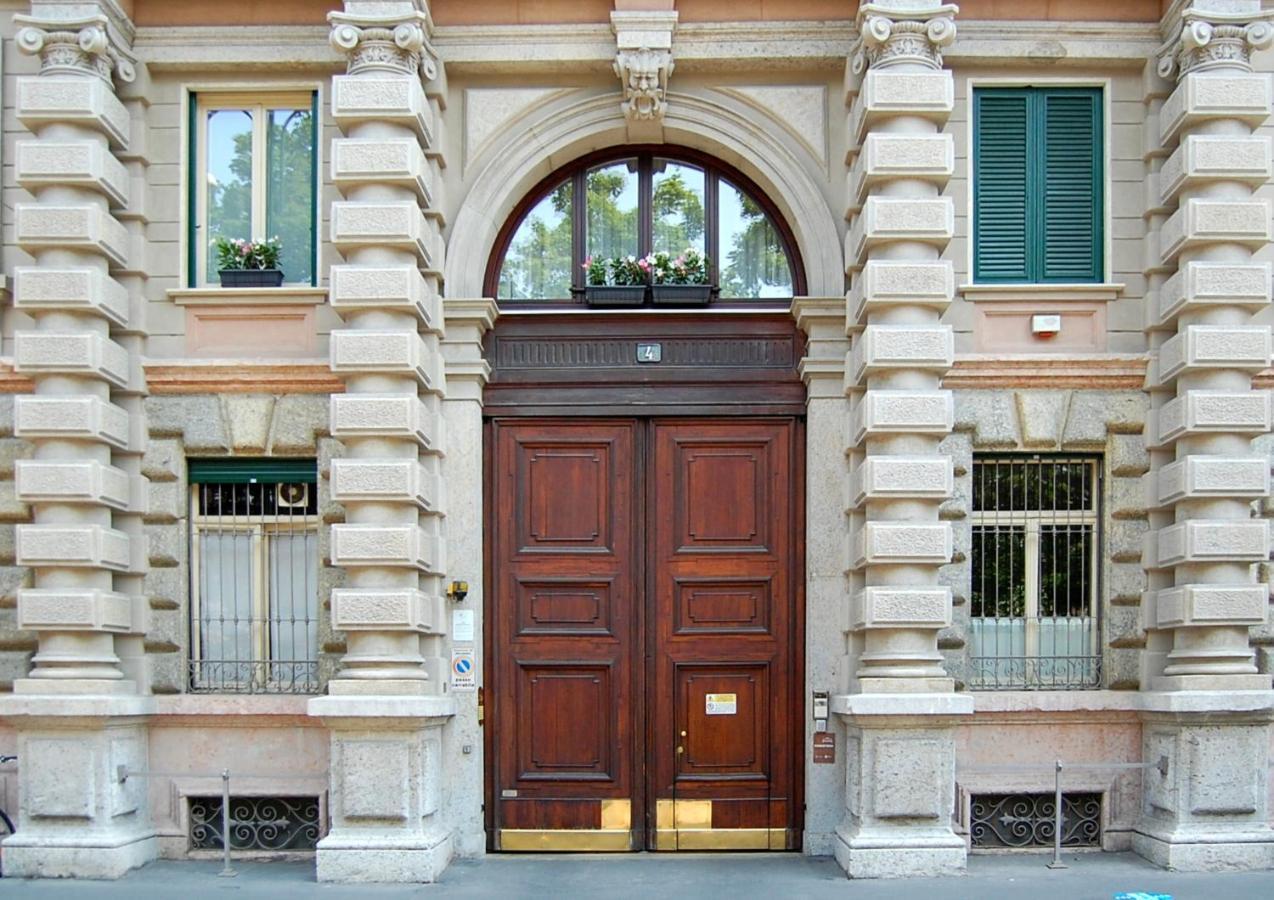 Castello Guest House Milano Екстериор снимка