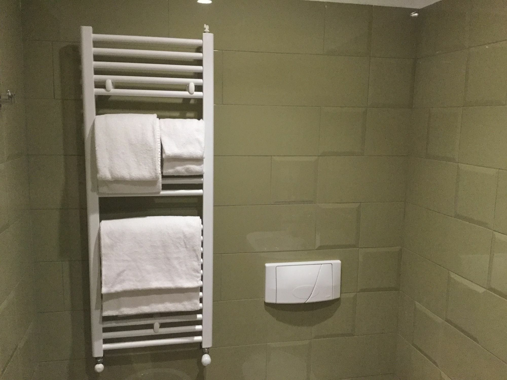 Castello Guest House Milano Екстериор снимка