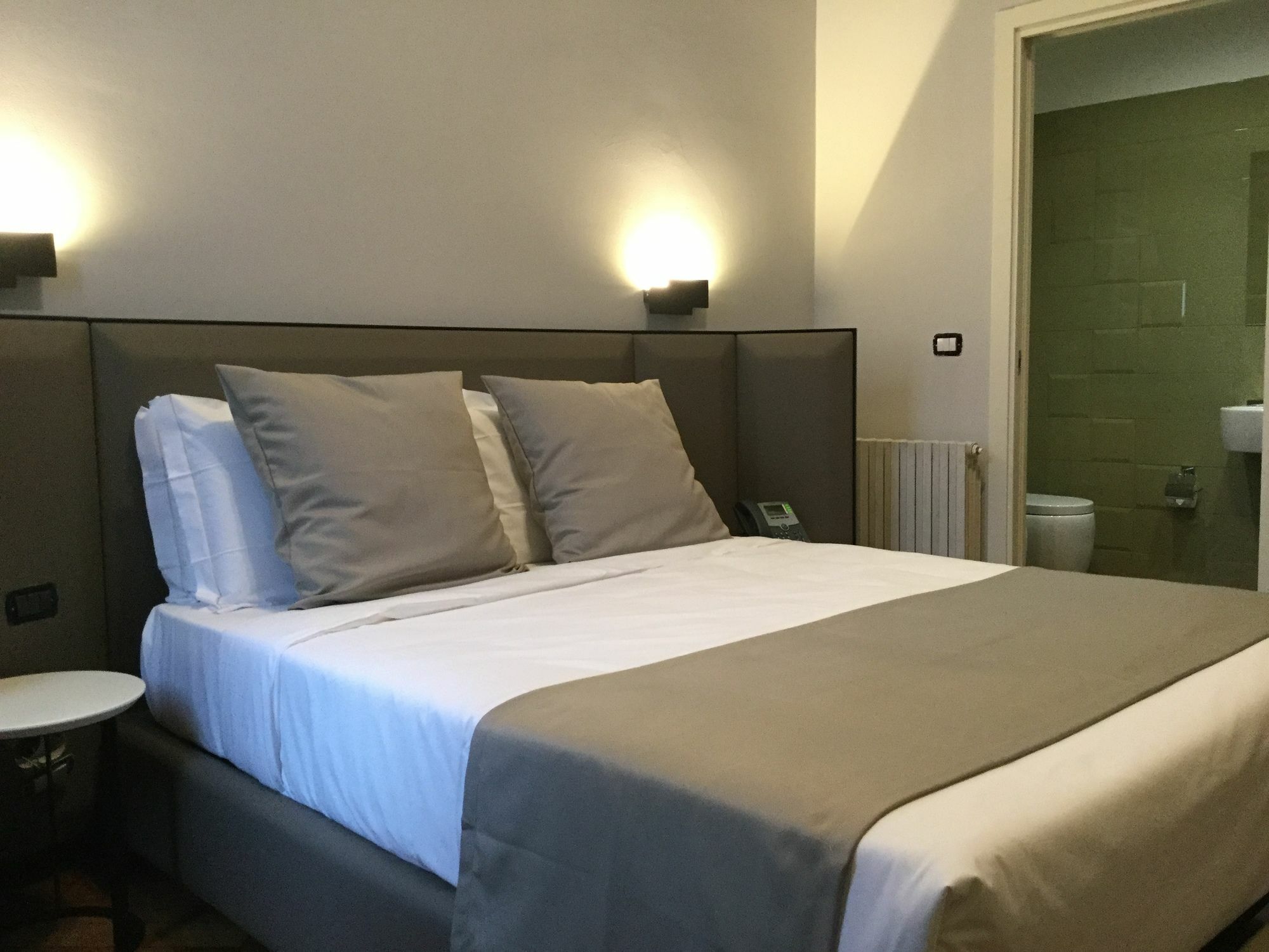 Castello Guest House Milano Екстериор снимка